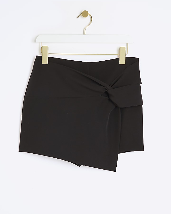 Black knot wrap mini skort