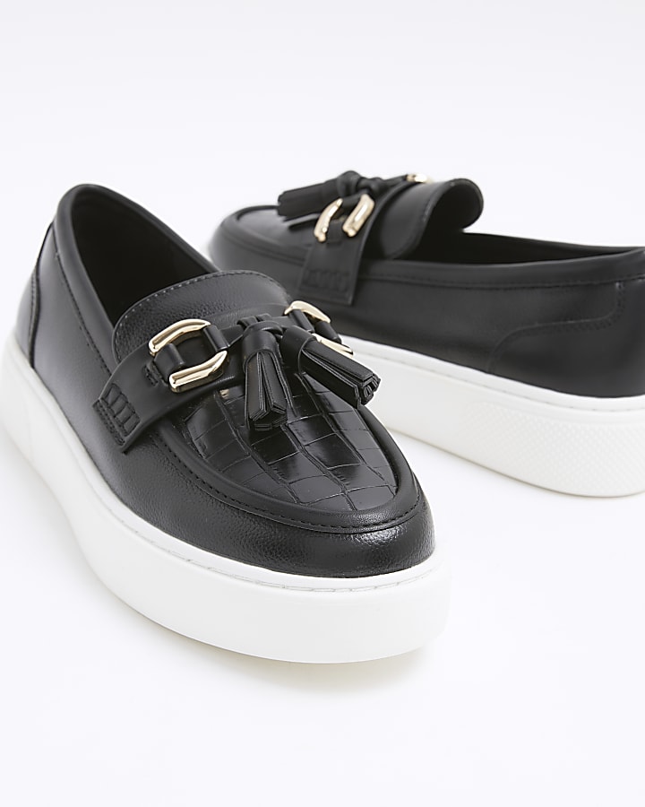 Black tassel loafer trainers