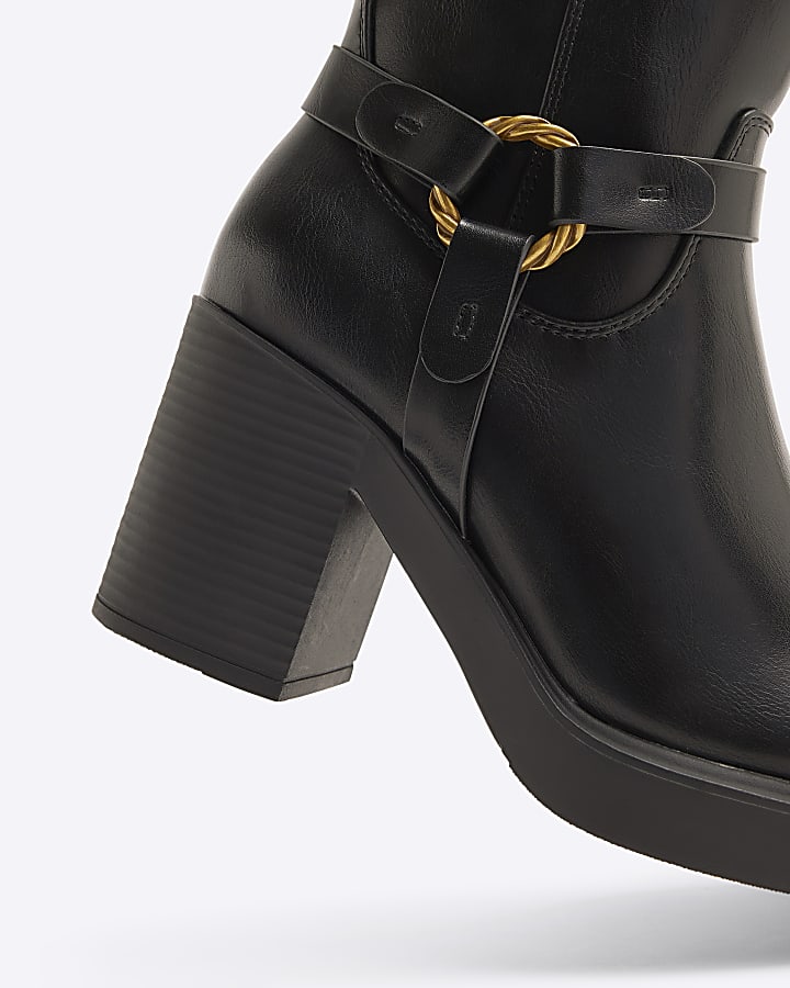 Black Wide Fit Heeled Ankle Boot