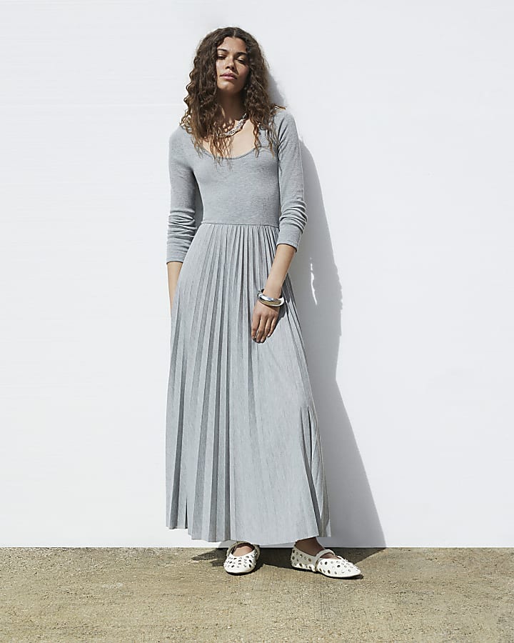 Grey ribbed pleated skater maxi dress