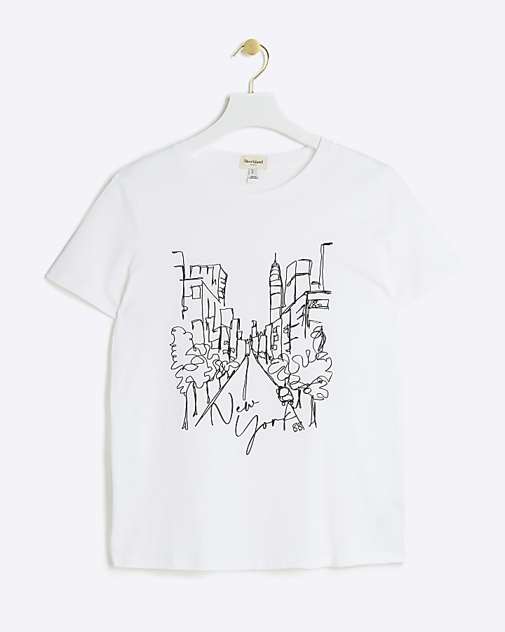 White graphic print t-shirt