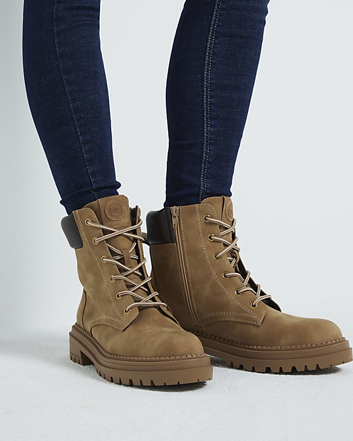 Lace up hiker boots online