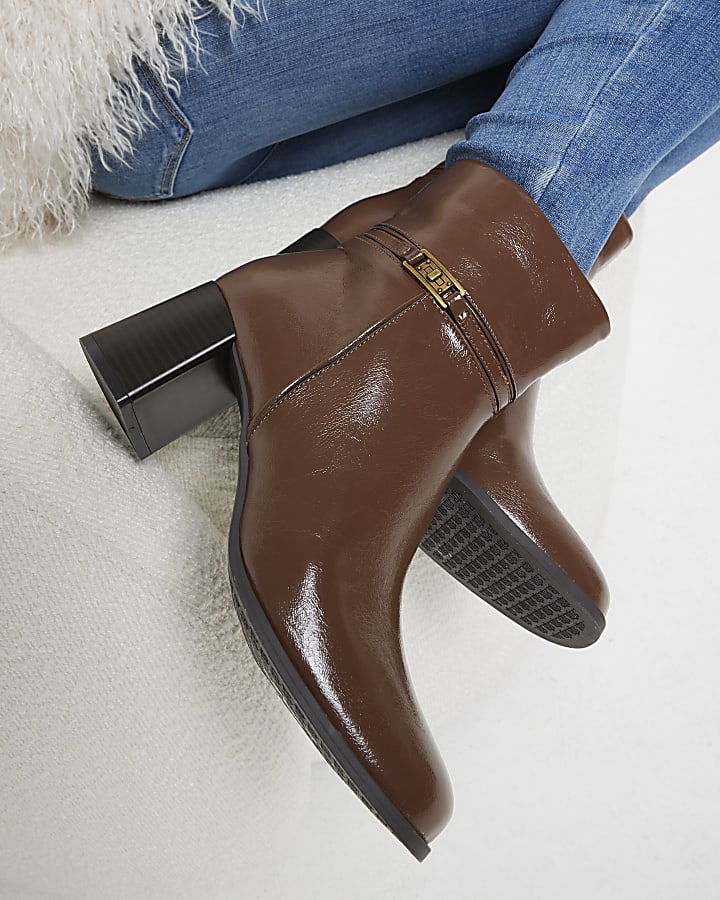 Brown chunky heel ankle boots best sale