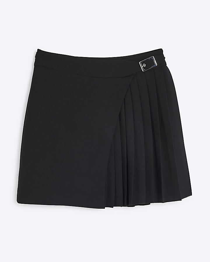 Black Crepe Belted Pleated Mini Skirt
