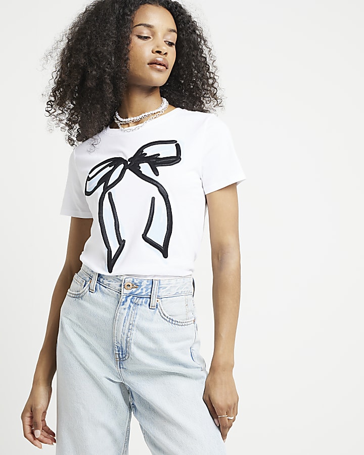 White bow graphic t-shirt