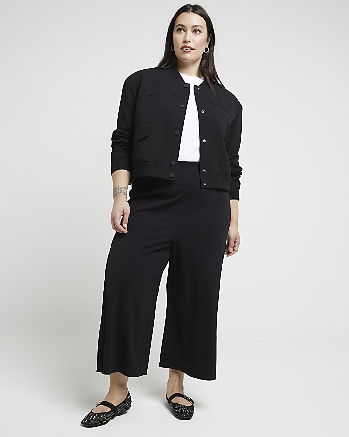 Plus black wide leg cropped trousers River Island