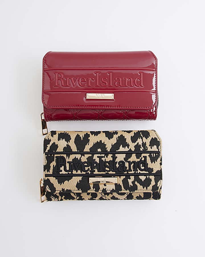 Red patent embossed quilted purse