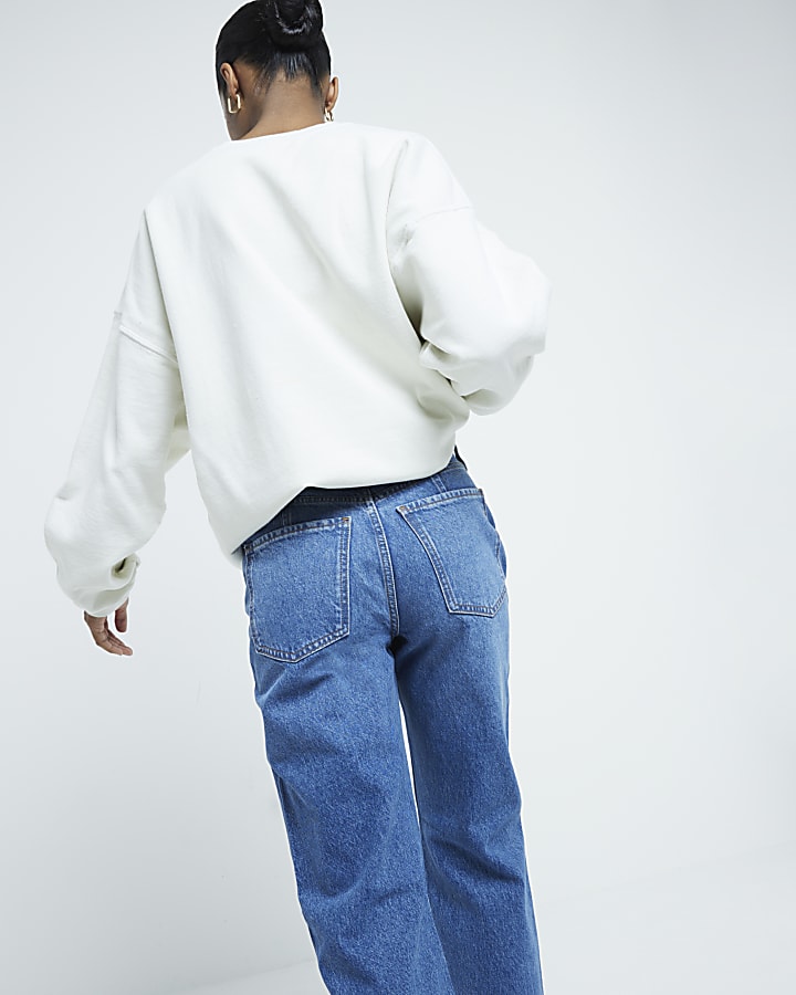 Blue high waisted stove pipe straight jeans