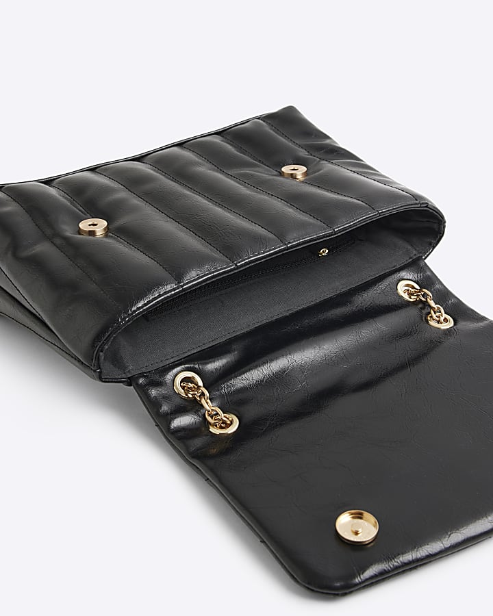 Black quilted chain strap shoulder bag