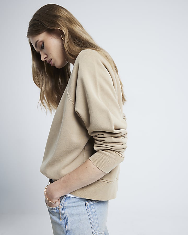 Beige seamed plain sweatshirt