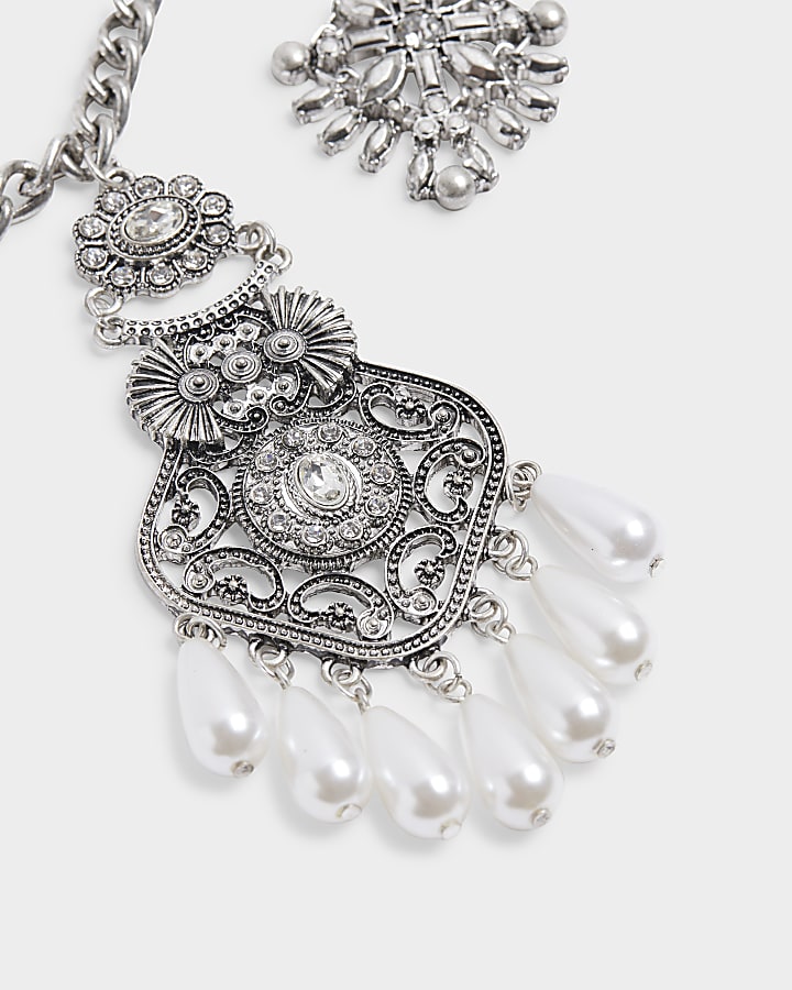 Silver pearl pendant multirow necklace