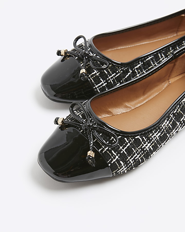 Black boucle toecap ballet pumps