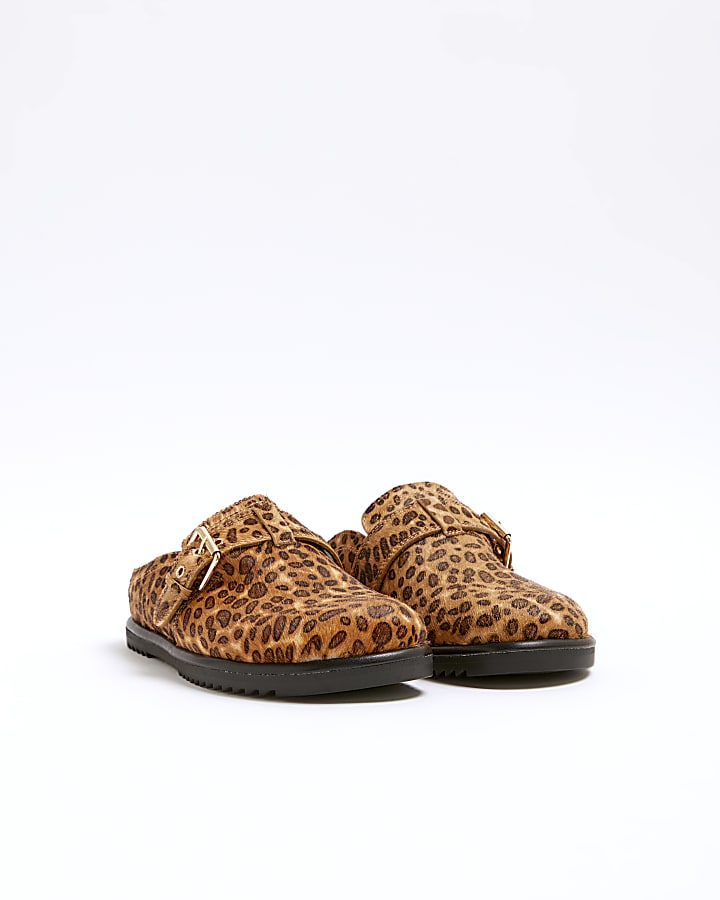 Brown leopard print clog shoes