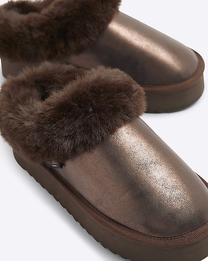 Bronze Faux Fur Platform Cuffed Slippers