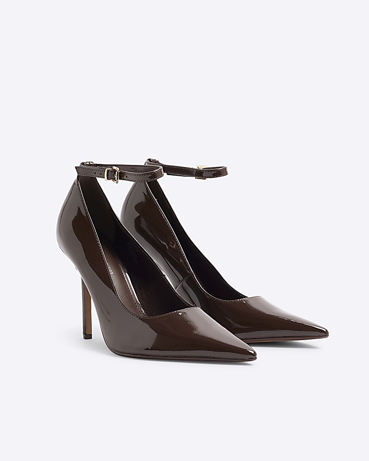 Brown ankle strap heeled court shoes