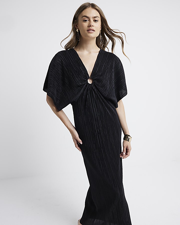 Black batwing dress hotsell