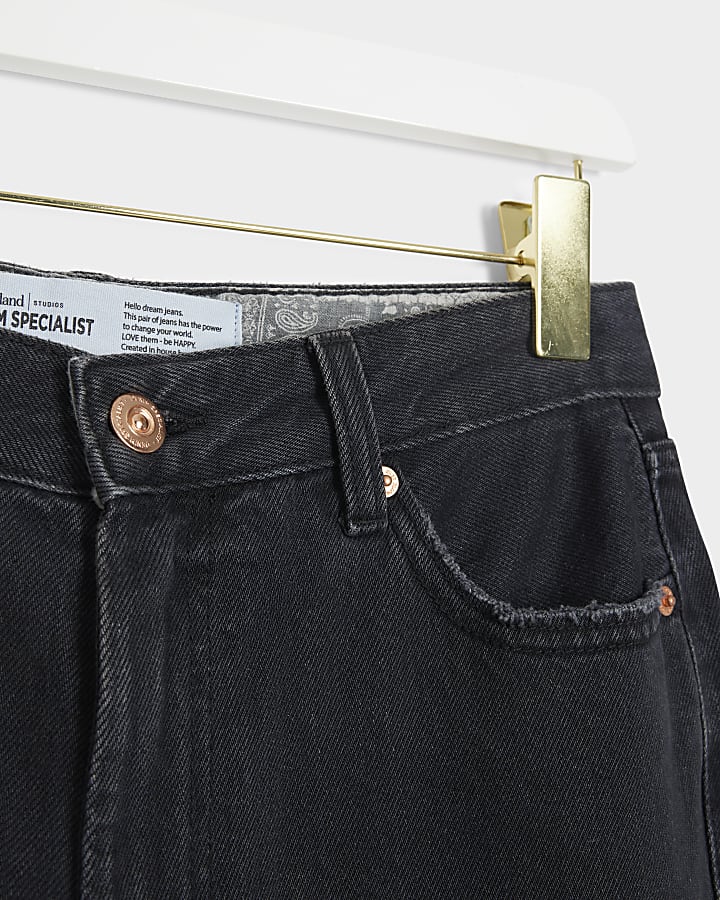 Black Relaxed Straight Jeans