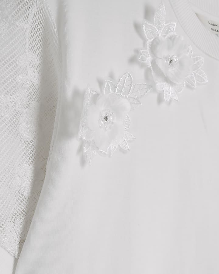 White flower lace sleeve t-shirt mini dress