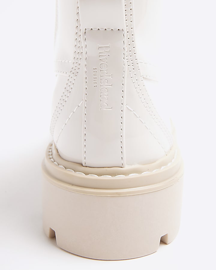 Cream wide fit lace up ankle boots