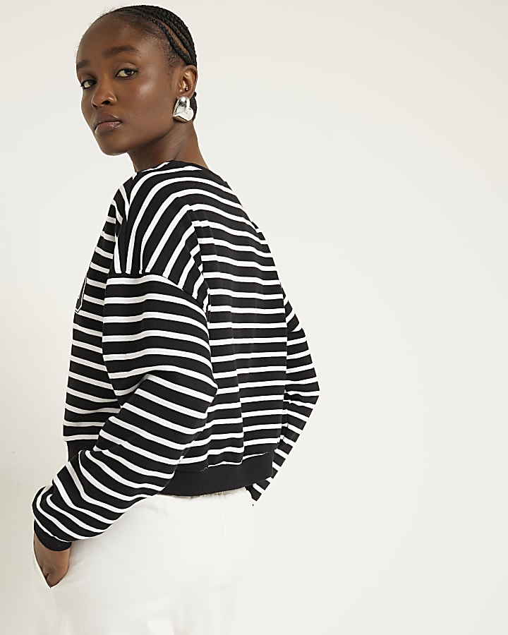Black stripe graphic crop sweatshirt