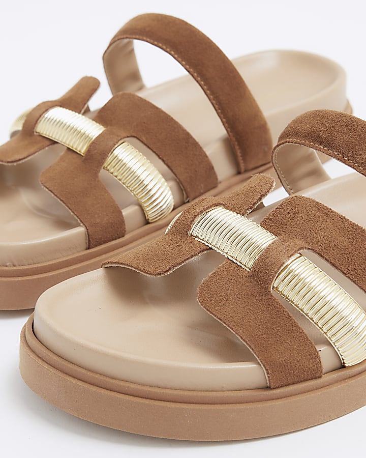 Brown cut out hardware strap leather sandals