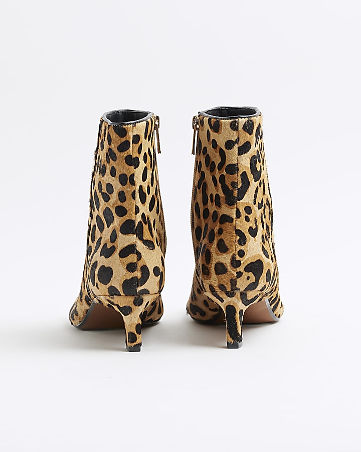 Brown leopard leather kitten heeled boots