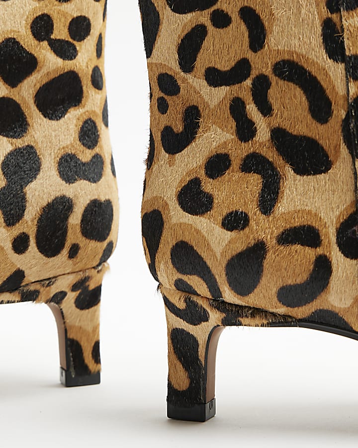 Brown leopard leather kitten heeled boots