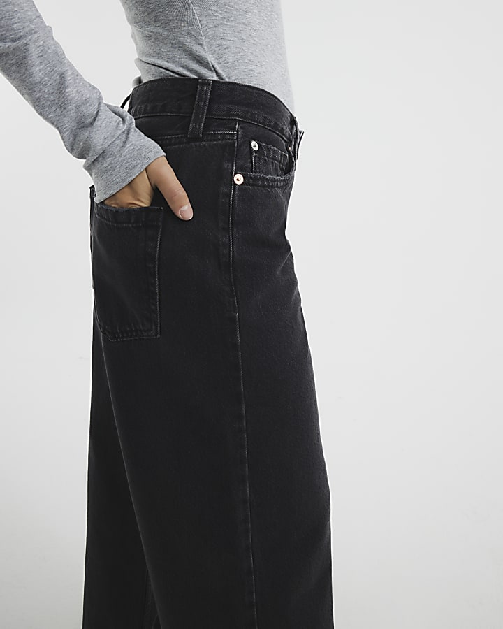 Petite Black Relaxed Straight Jeans