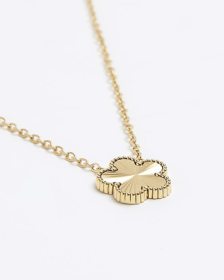 Gold flower necklace