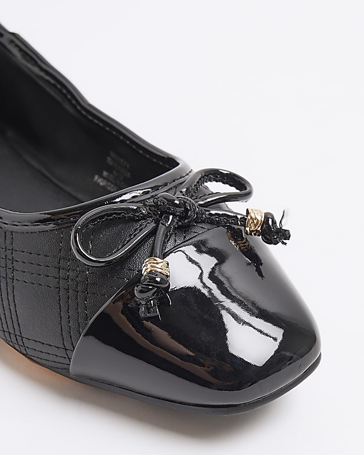 Black Wide Fit Toe Cap Stitch Ballet Pumps