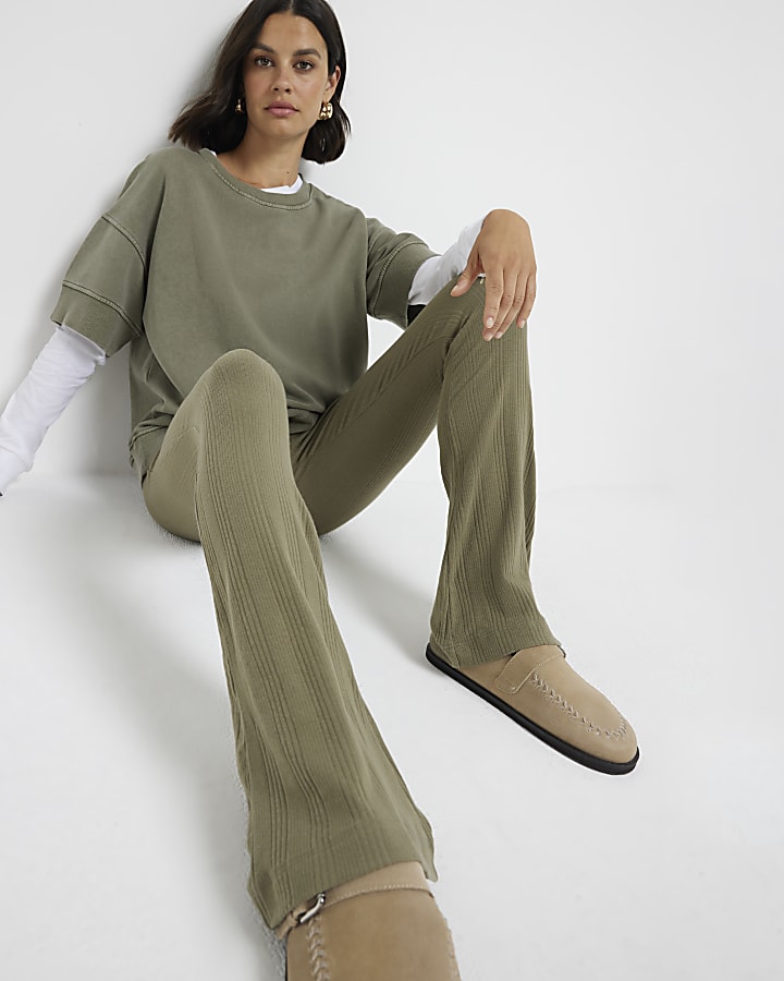 Khaki ribbed flared leggings