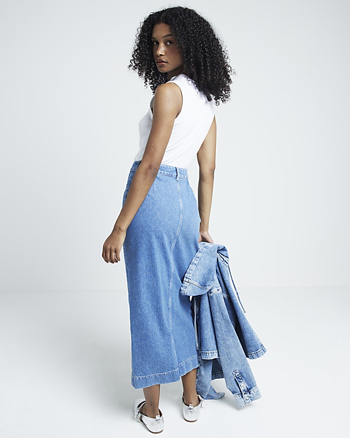 Blue front pocket denim midi skirt