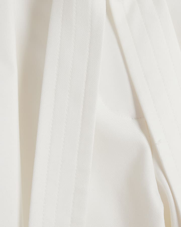 White wide leg pleated cropped trousers