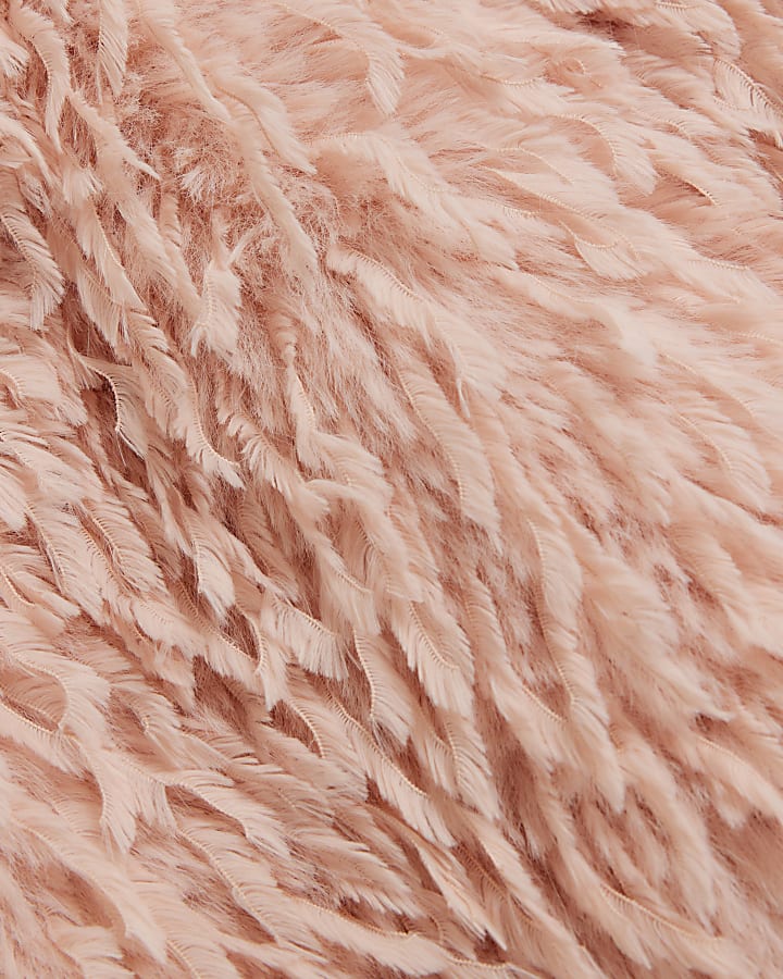 Pink feather texture mini skirt