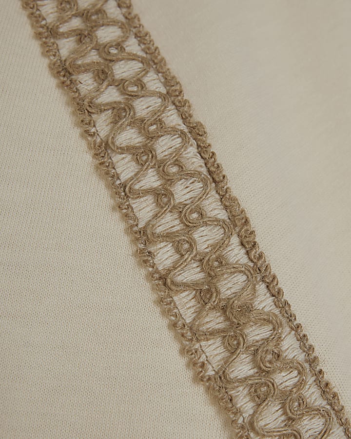 Beige crochet trim t-shirt