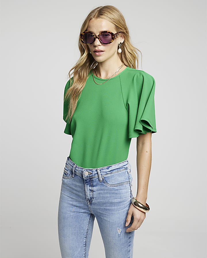 Green flute short sleeve t-shirt