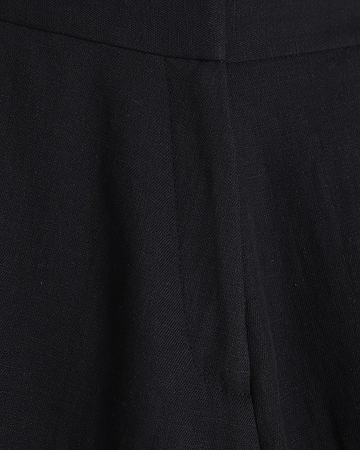 Black Linen Blend Scallop Hem Shorts
