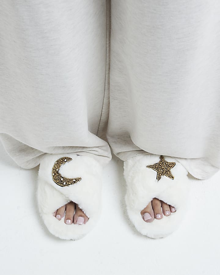 Cream Moon Star Strap Slippers