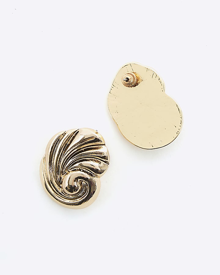 Gold shell stud earrings