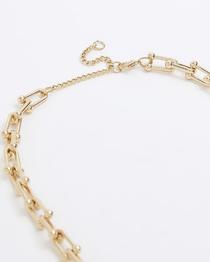 Gold chain link necklace