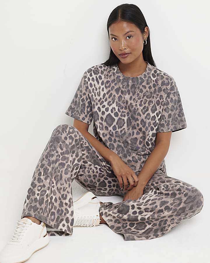 Petite Brown Leopard Print Wide Leg Joggers