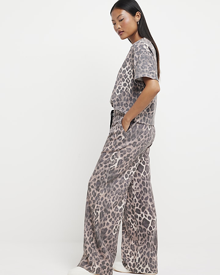 Petite Brown Leopard Print Wide Leg Joggers