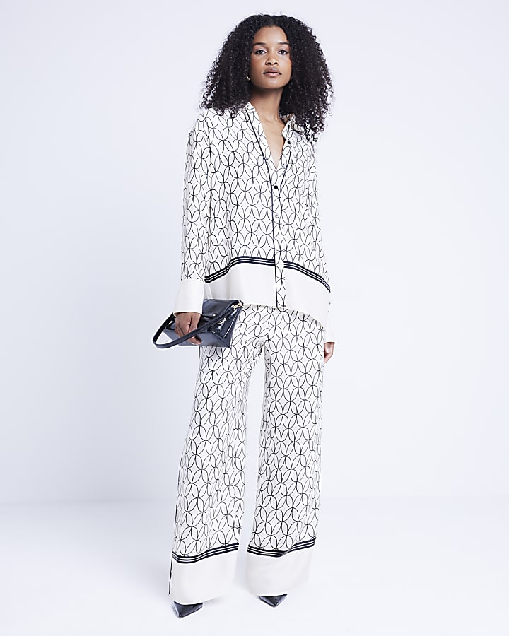White satin geometric long sleeve shirt