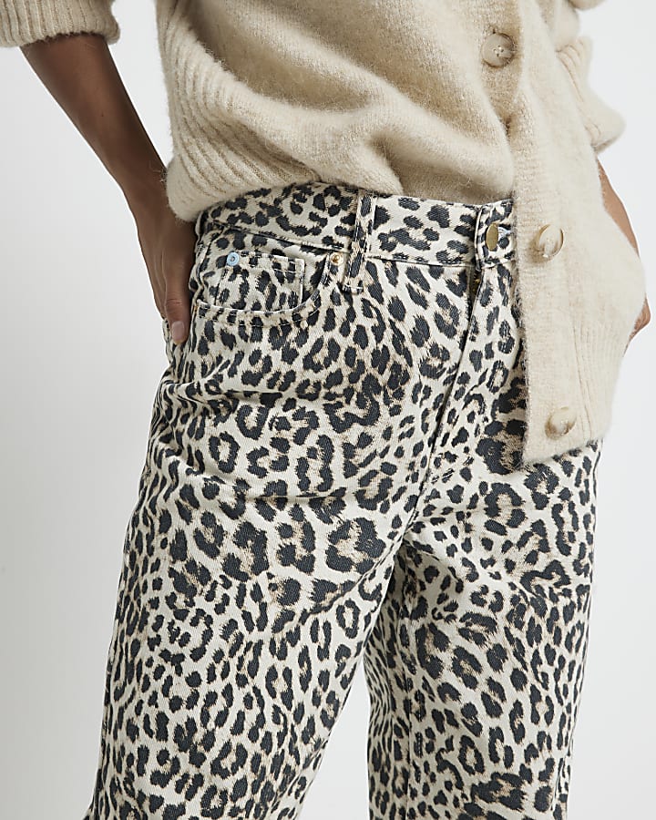 Petite brown leopard relaxed straight jeans