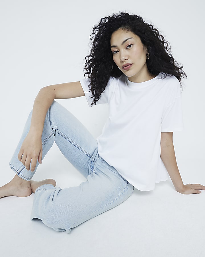 White pleated back t-shirt