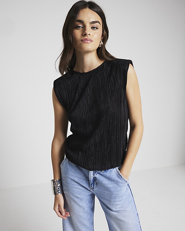 Black plisse shoulder pad top