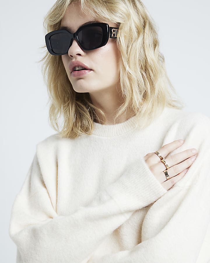 Cream oversized knit jumper