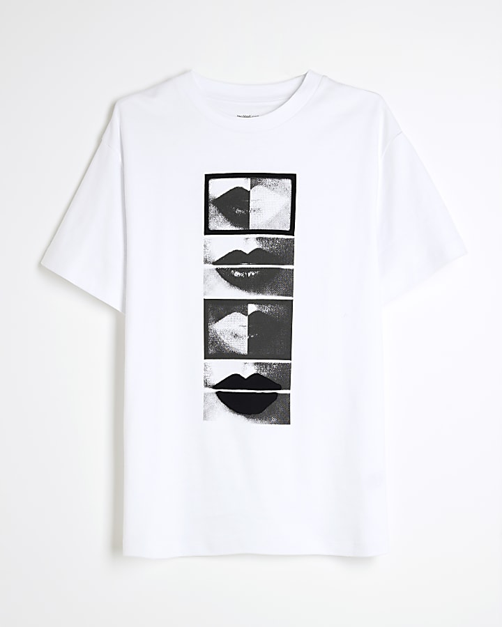 White lips graphic t-shirt