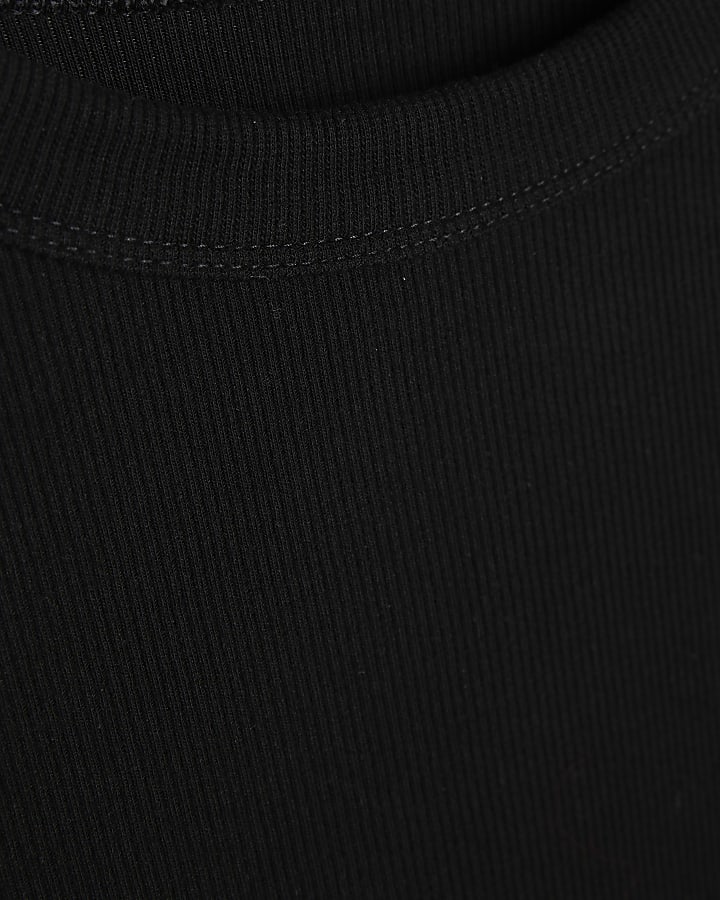 Black long sleeve ribbed t-shirt