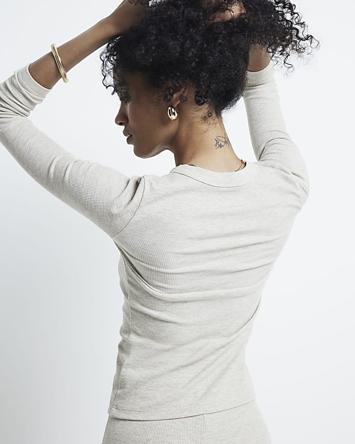 Beige ribbed long sleeve fitted t-shirt